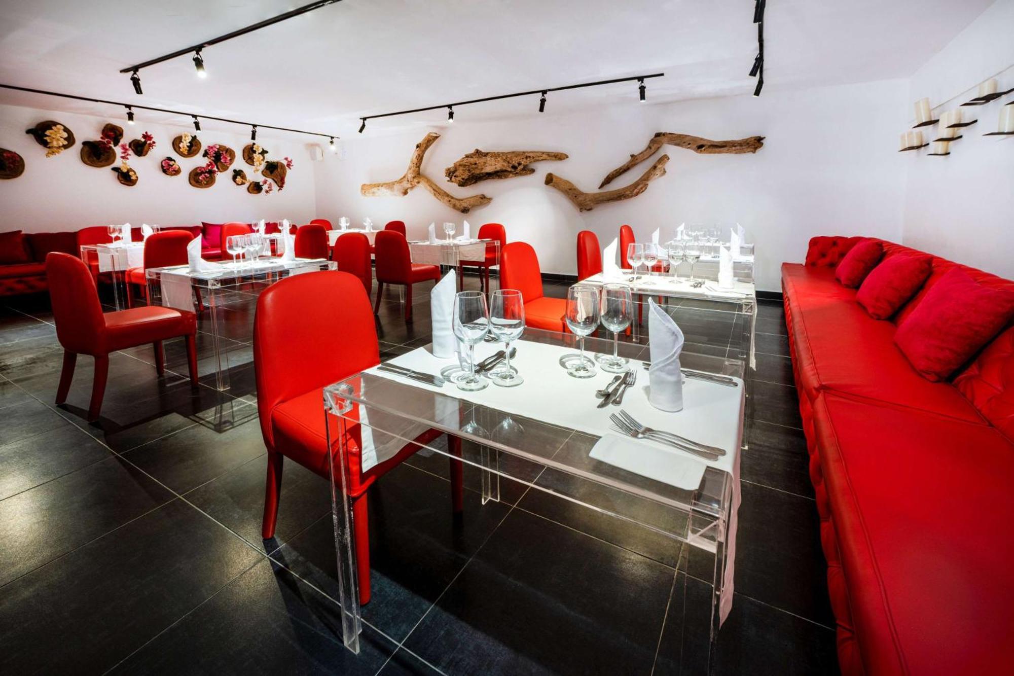 فيفا ويندام في سامانا - منتجع شامل الكل، للكبار فقط لاس تاريناس المظهر الخارجي الصورة Restaurant