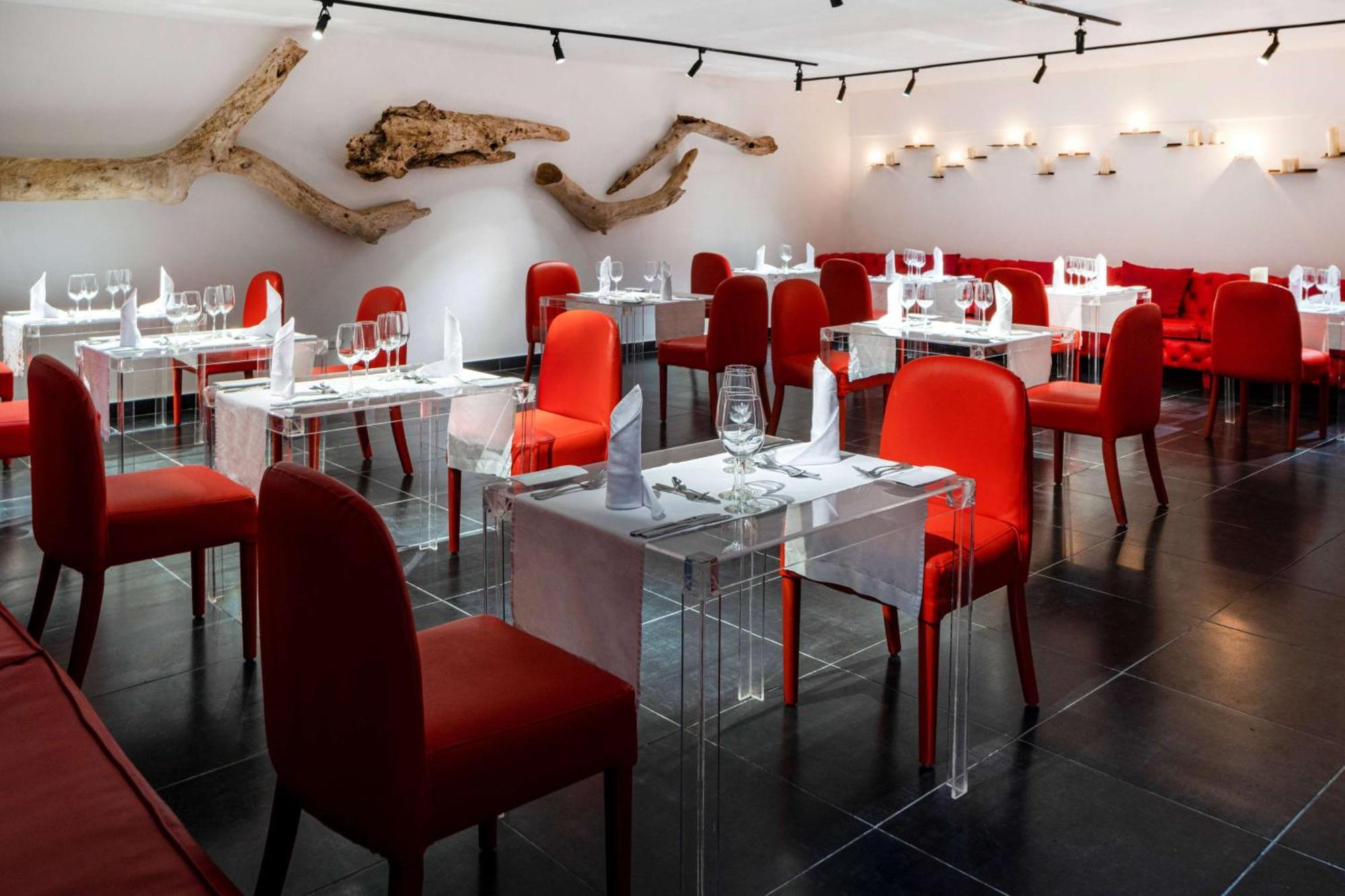 فيفا ويندام في سامانا - منتجع شامل الكل، للكبار فقط لاس تاريناس المظهر الخارجي الصورة Restaurant "La Table d'Augusto"